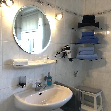 Am Kreuzberg Fuer 2 Personen Apartmán