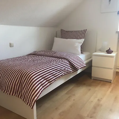 Am Kreuzberg Fuer 2 Personen Apartmán *